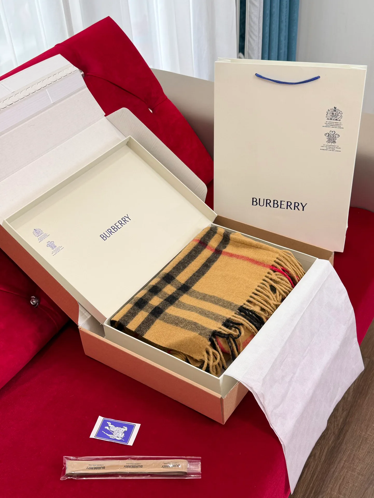 Scarves BURBERRY 18287614