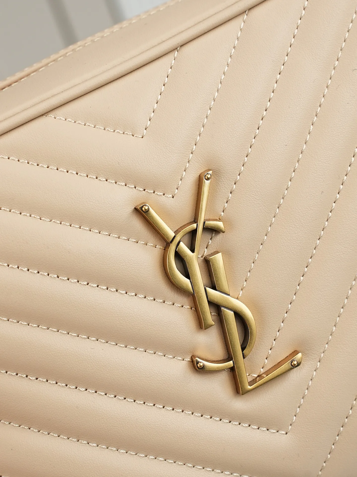 Women's Classic Handbags SAINT LAURENT 17933706