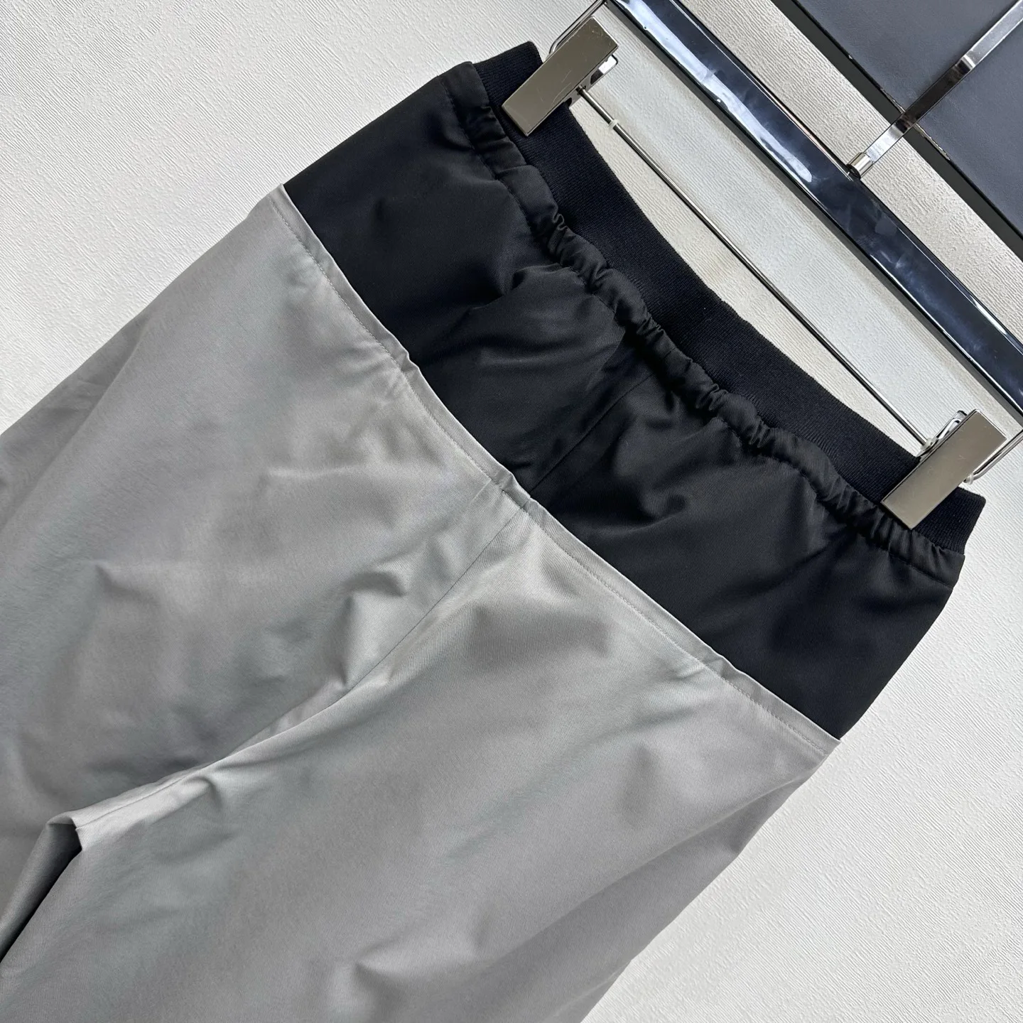 Women's Trousers MIU MIU 18328037