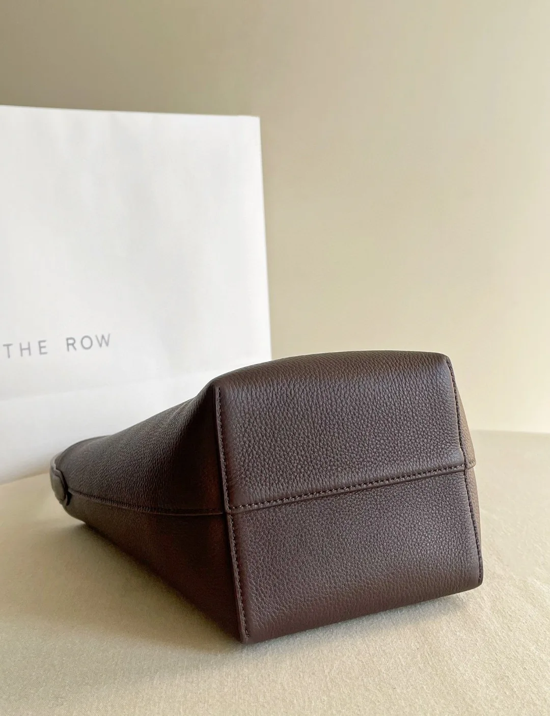 Women's Classic Handbags THE ROW 18070659