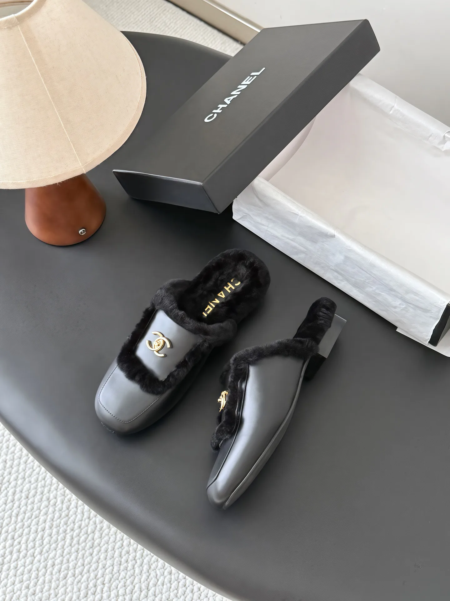 Women's Mules And Clogs CHANEL 18139398