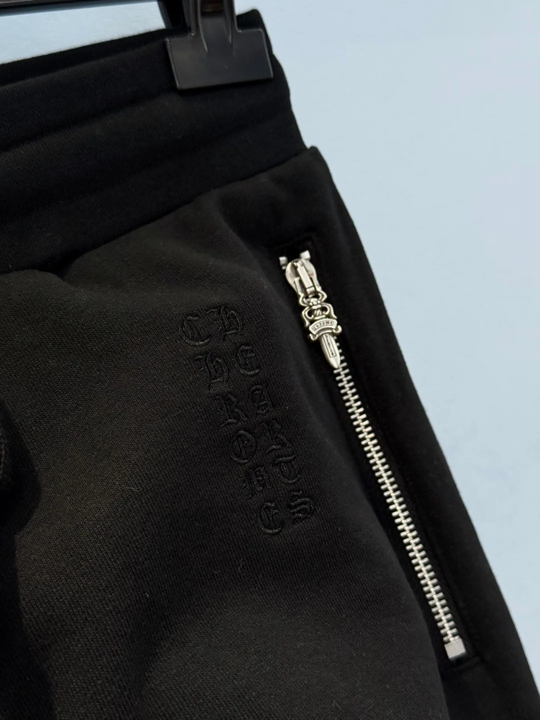 Women's Shorts CHROME HEARTS 17602308