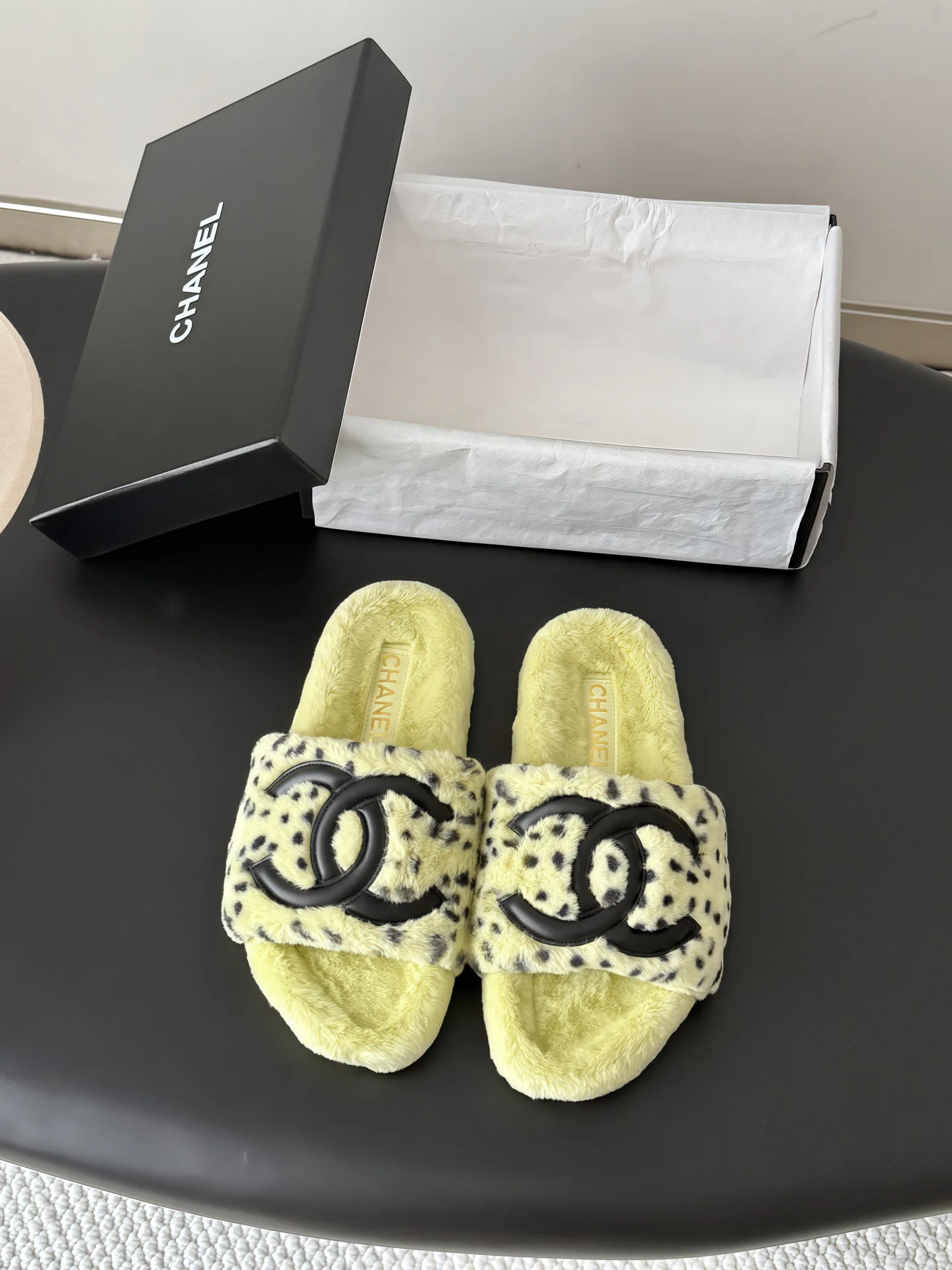 Women's Slippers CHANEL 18011850