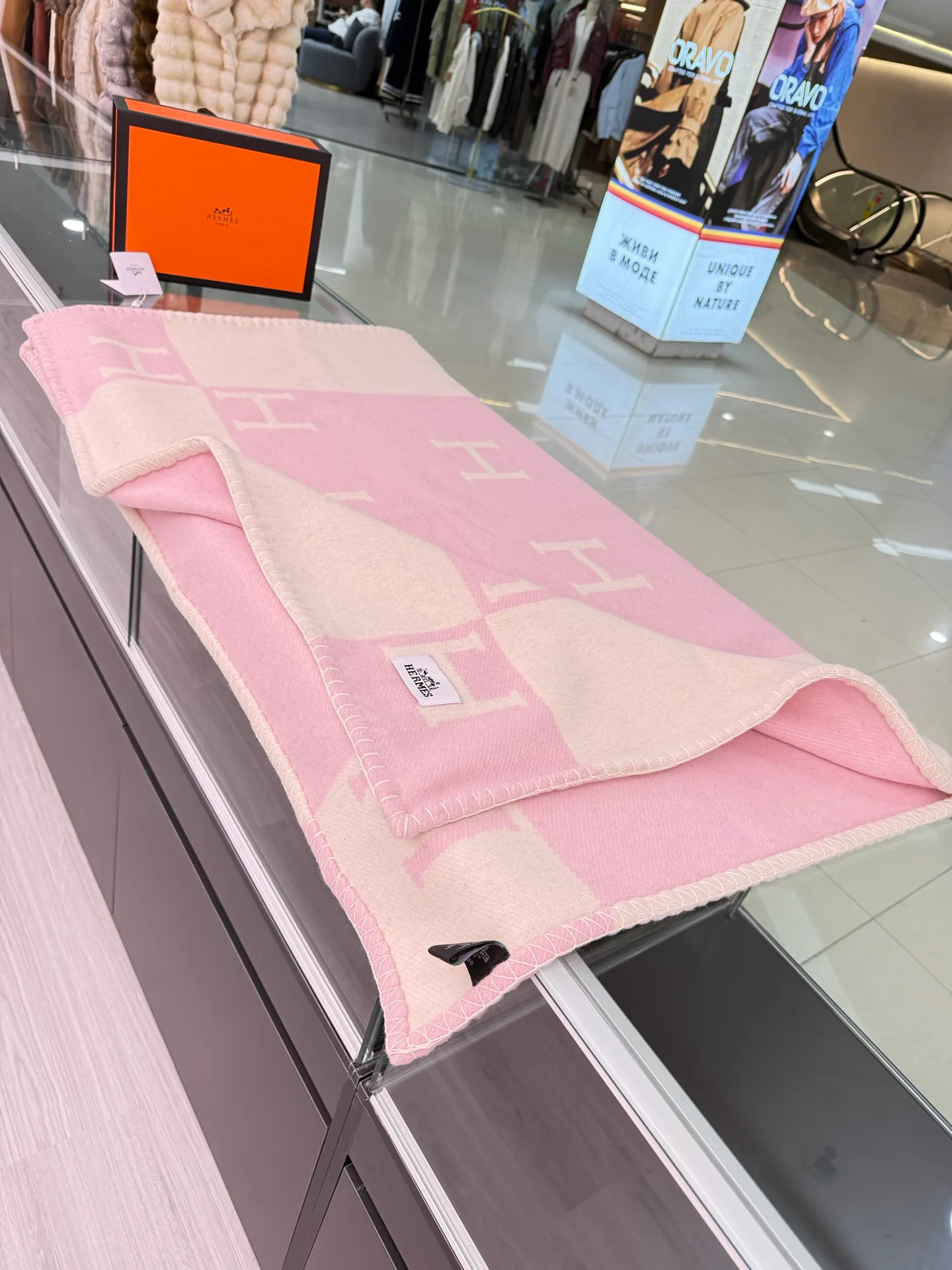 Textiles HERMES 18222665