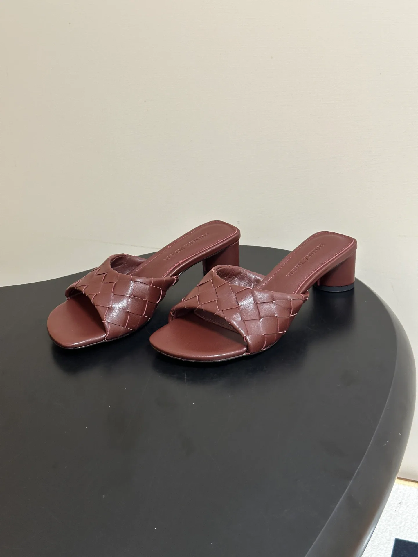 Women's Mules And Clogs BOTTEGA VENETA 17480757