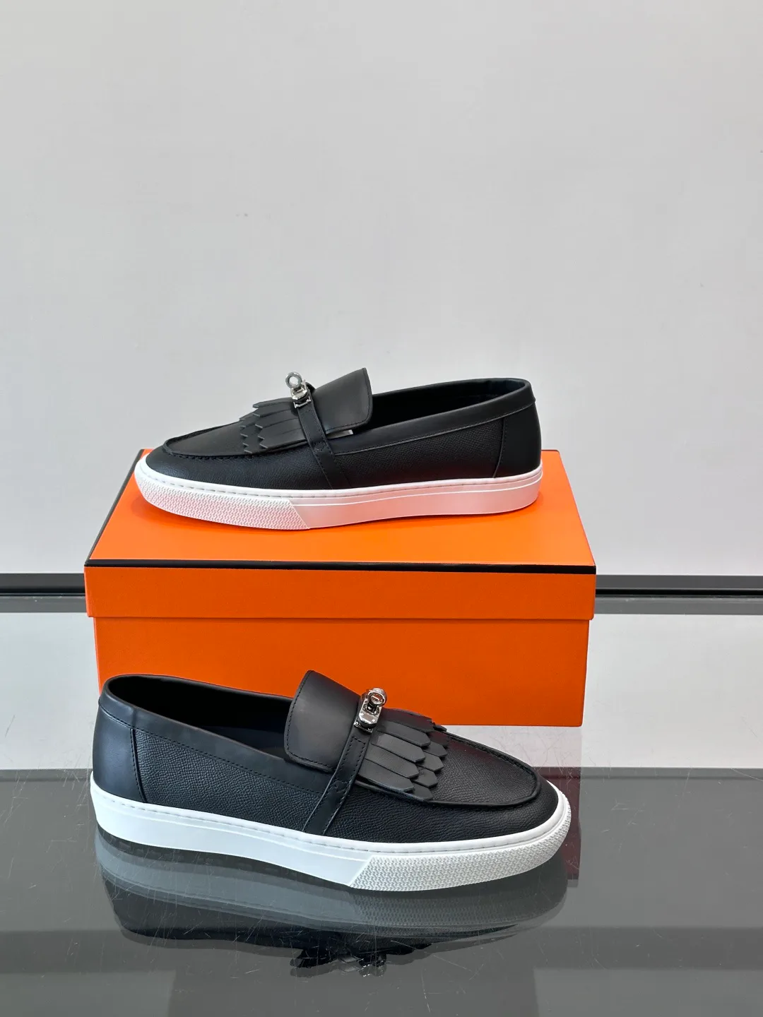 Men's Loafers And Dress Shoes HERMES 18297305