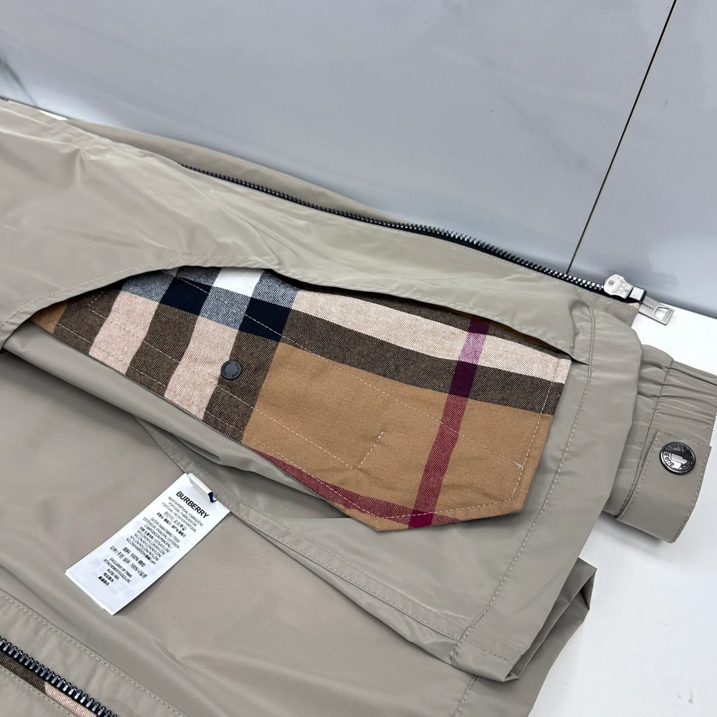 Men's Jackets And Down Jackets BURBERRY 18246771