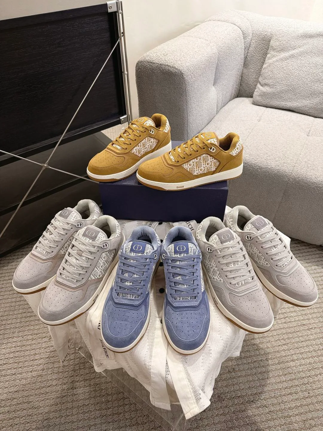 Women's Sneakers CHRISTIAN DIOR 18135311