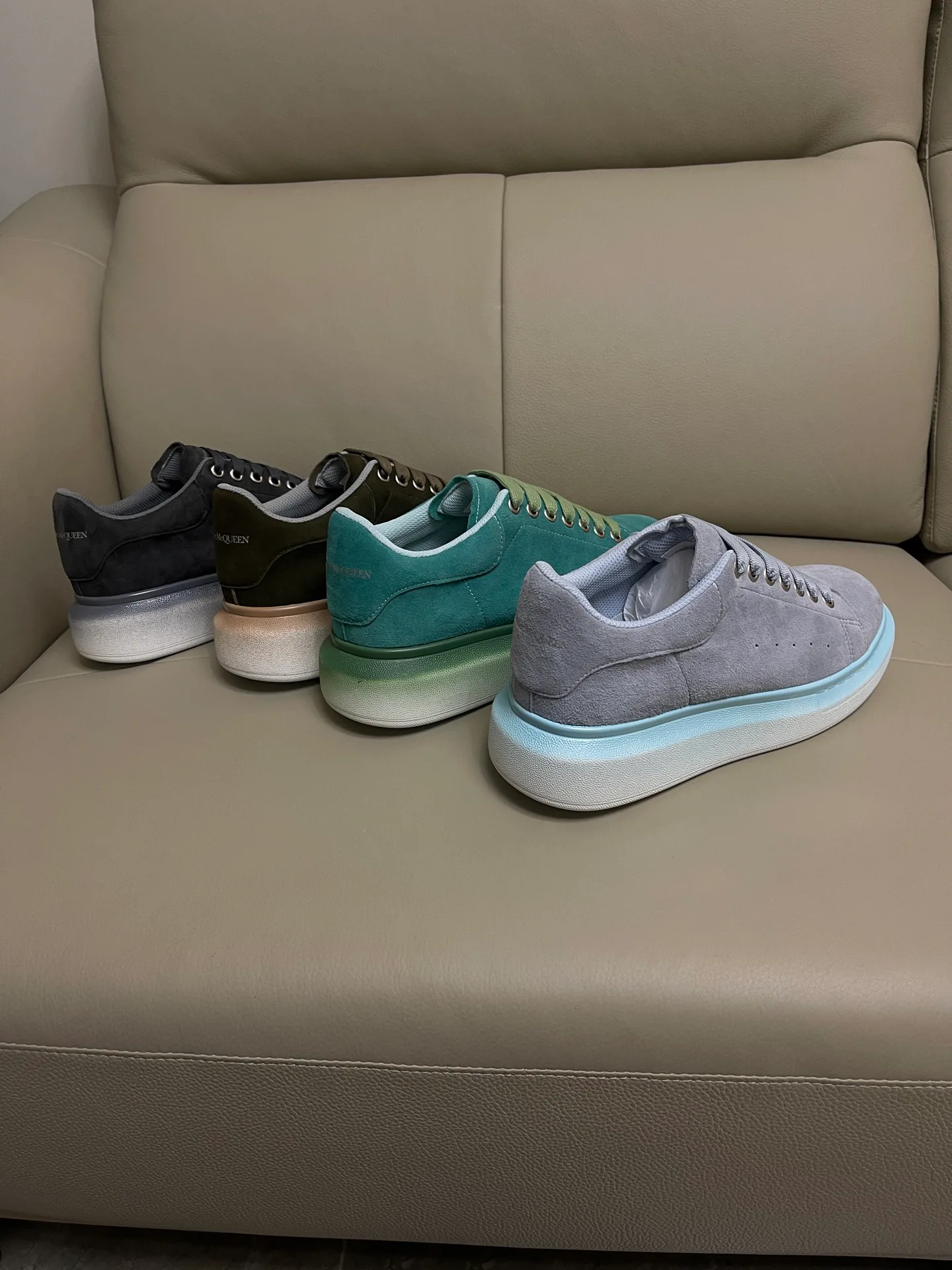 Women's Sneakers ALEXANDER MCQUEEN 18465081