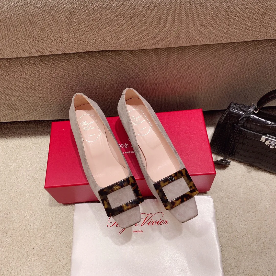 Women's Heels ROGER VIVIER 17550731