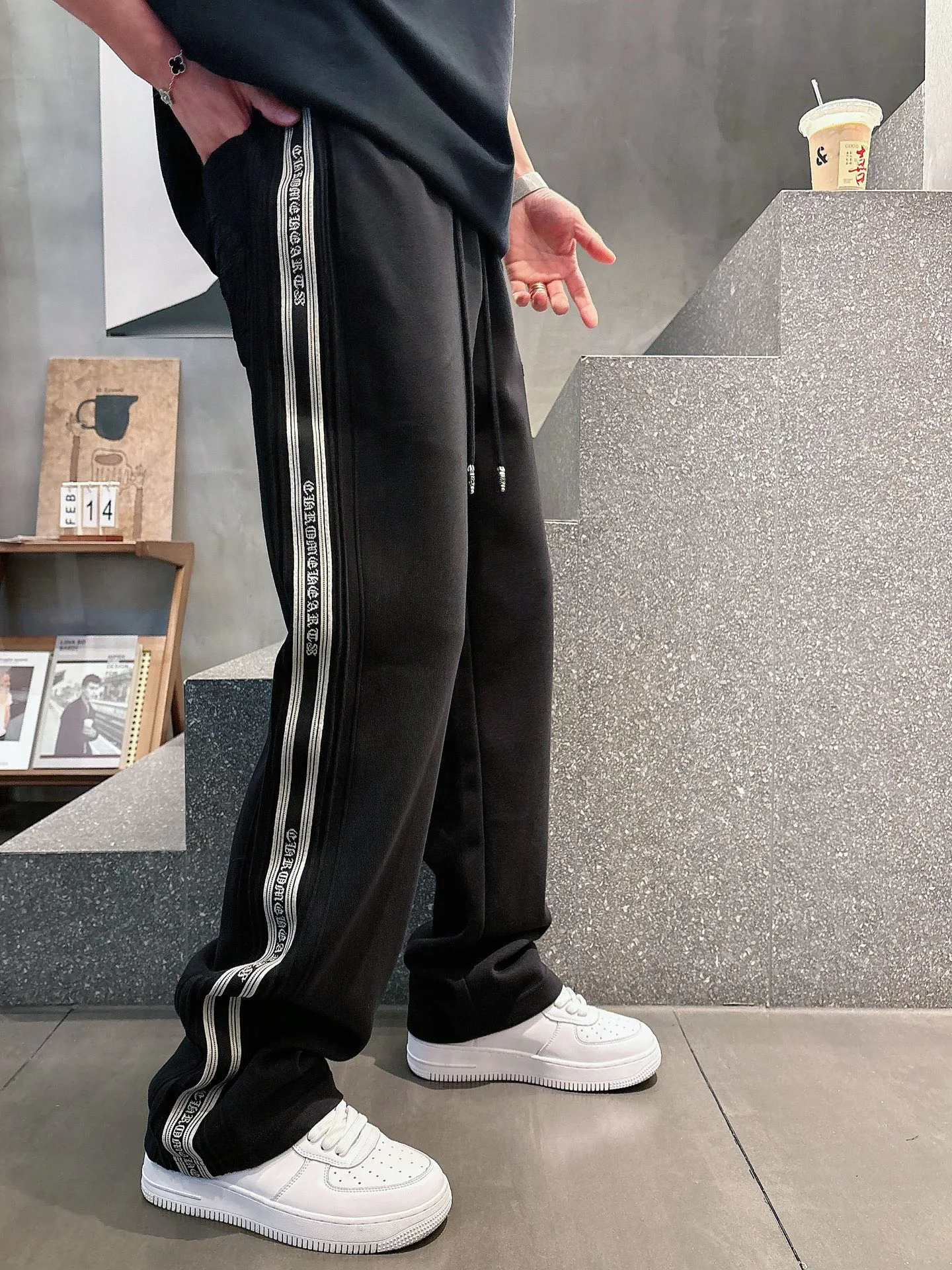 Брюки Мужские Chrome Hearts 18596883