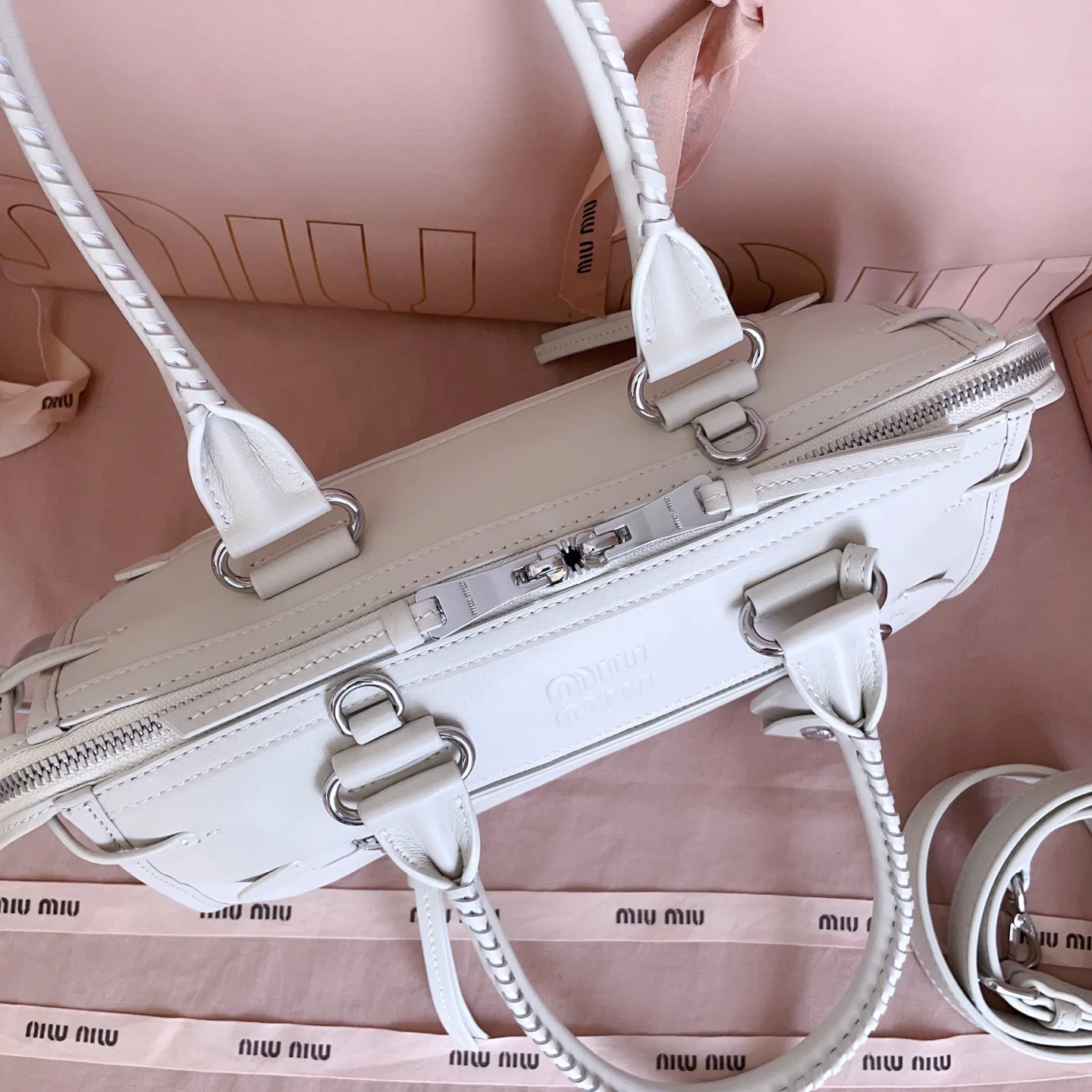 Women's Classic Handbags MIU MIU 18004749