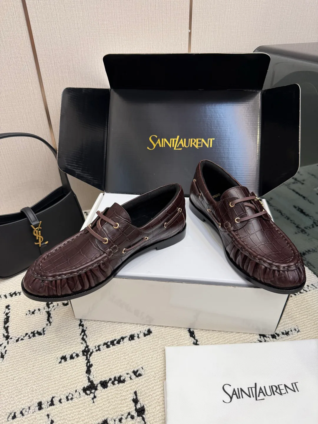 Women's Loafers And Moccasins SAINT LAURENT 17816910