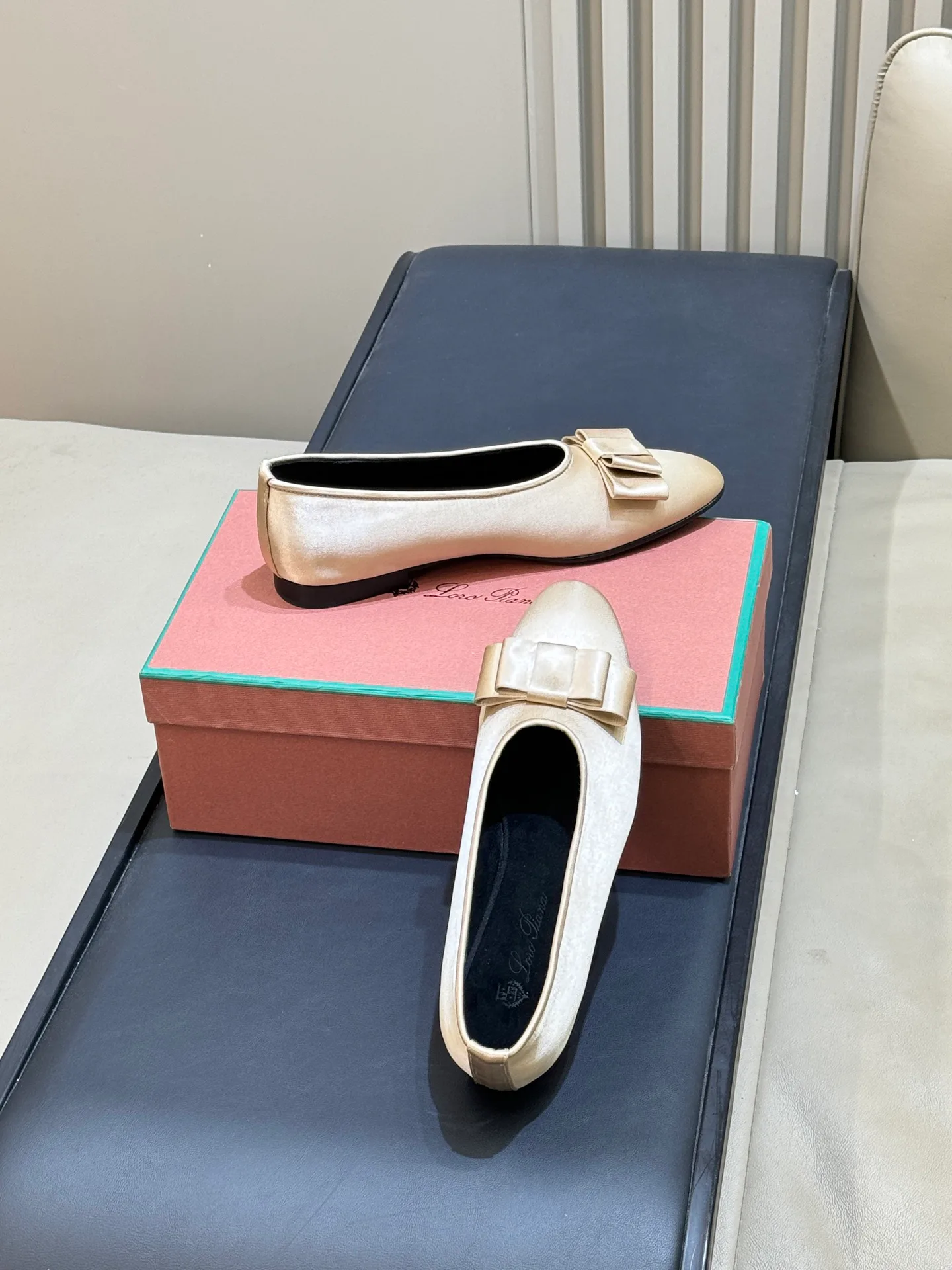 Women's Ballet Flats LORO PIANA 17915327