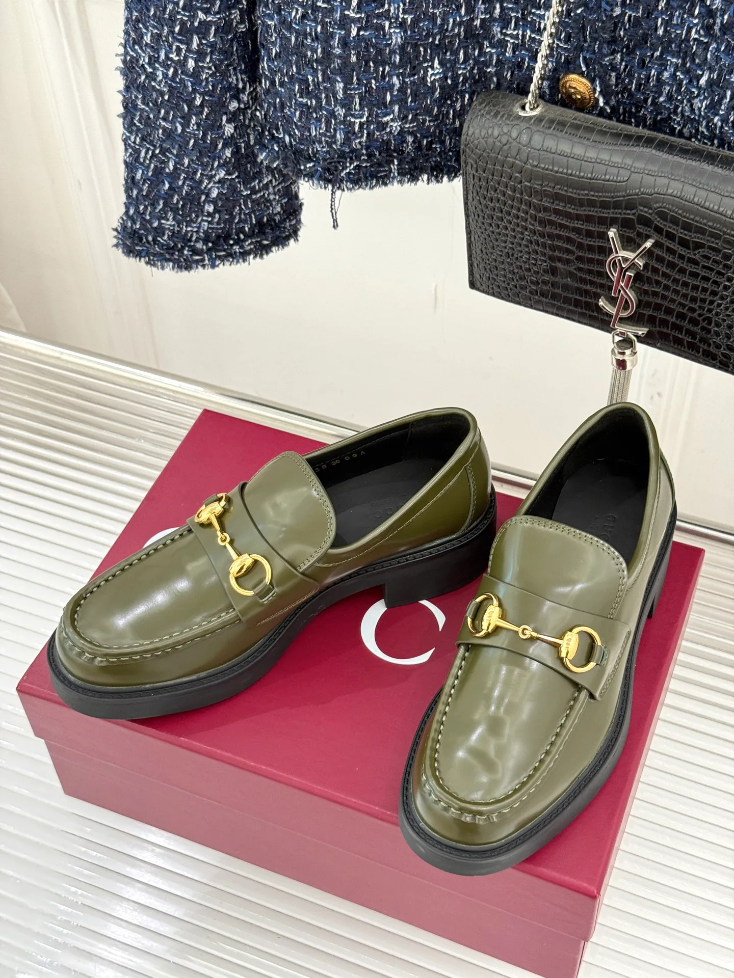 Women's Loafers And Moccasins GUCCI 18092026