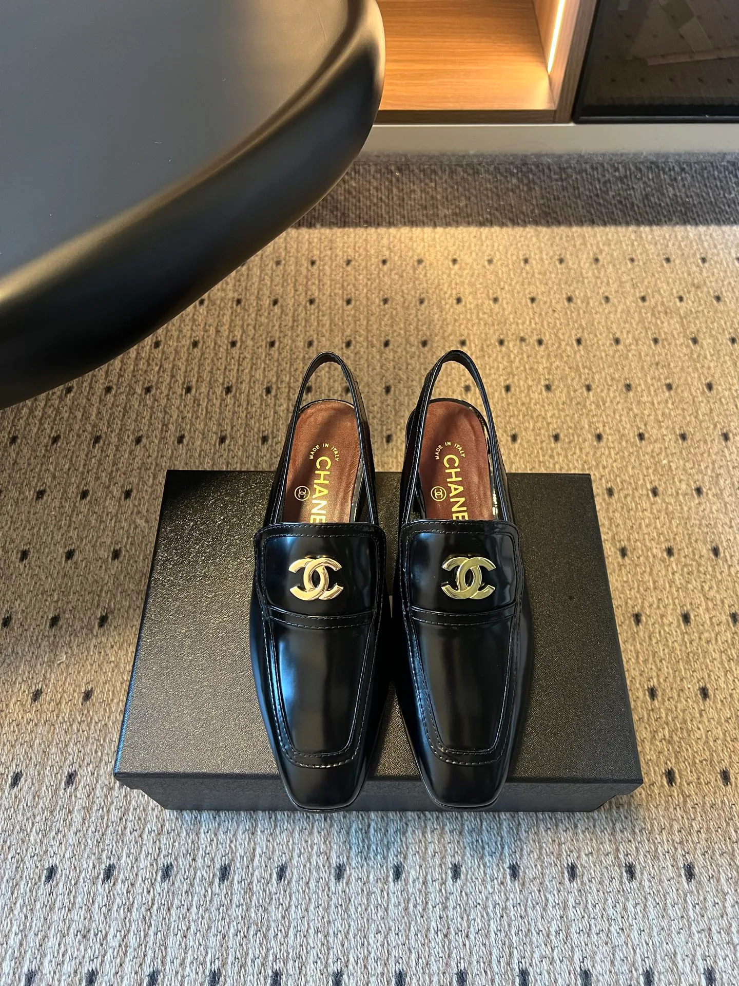 Women's Loafers And Moccasins CHANEL 19563672