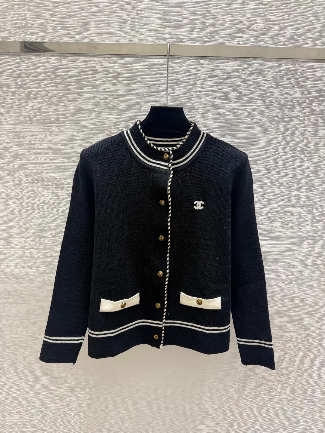 Women's Jumpers And Sweaters CHANEL 18028836