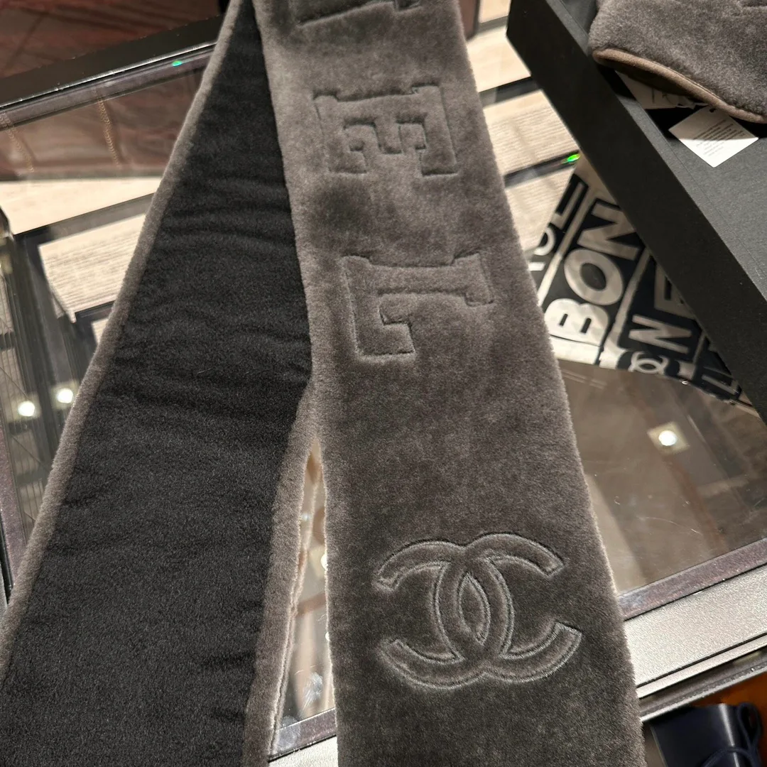 Scarves CHANEL 18347779