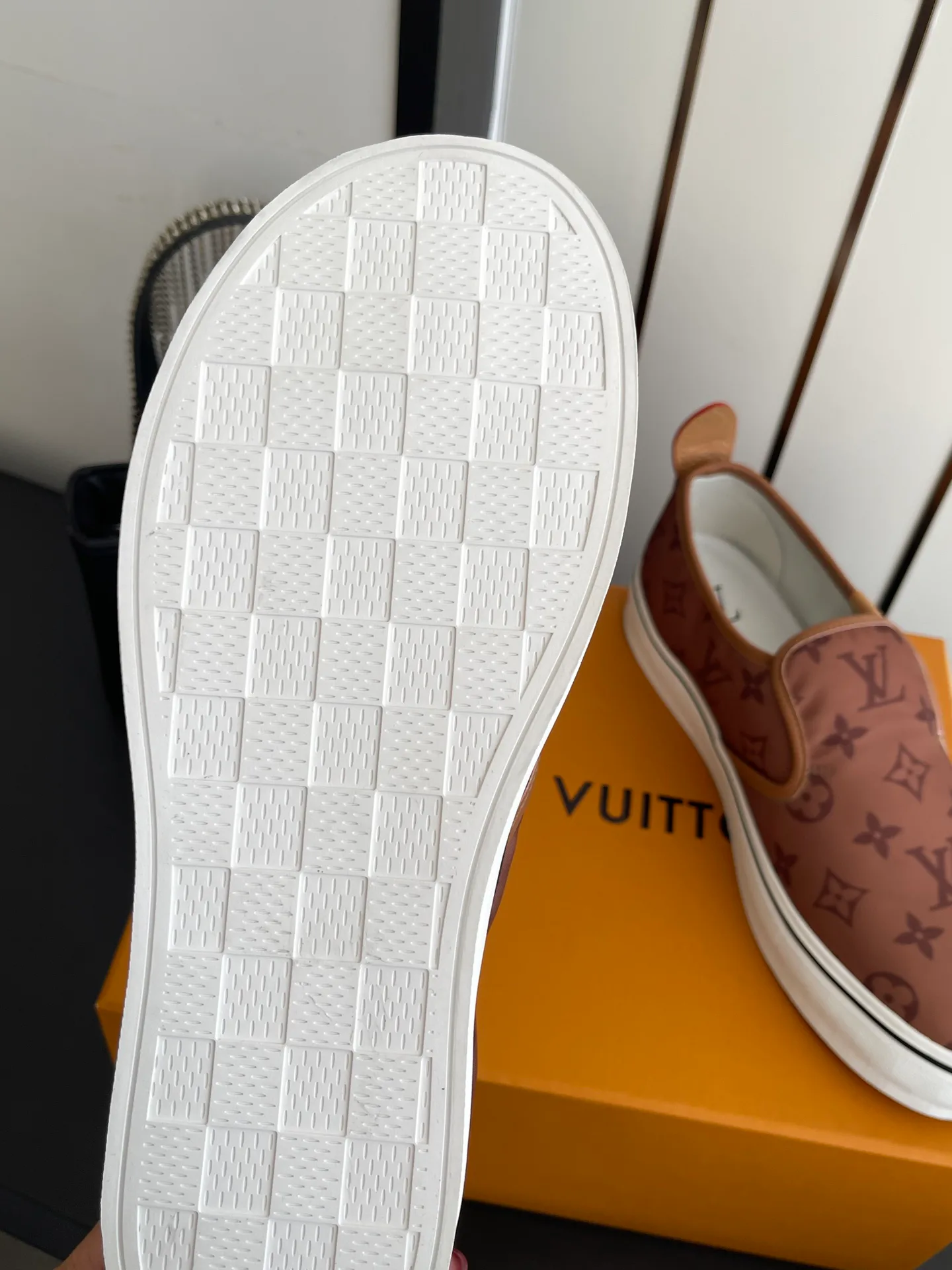 Men's Sneakers LOUIS VUITTON 17908527