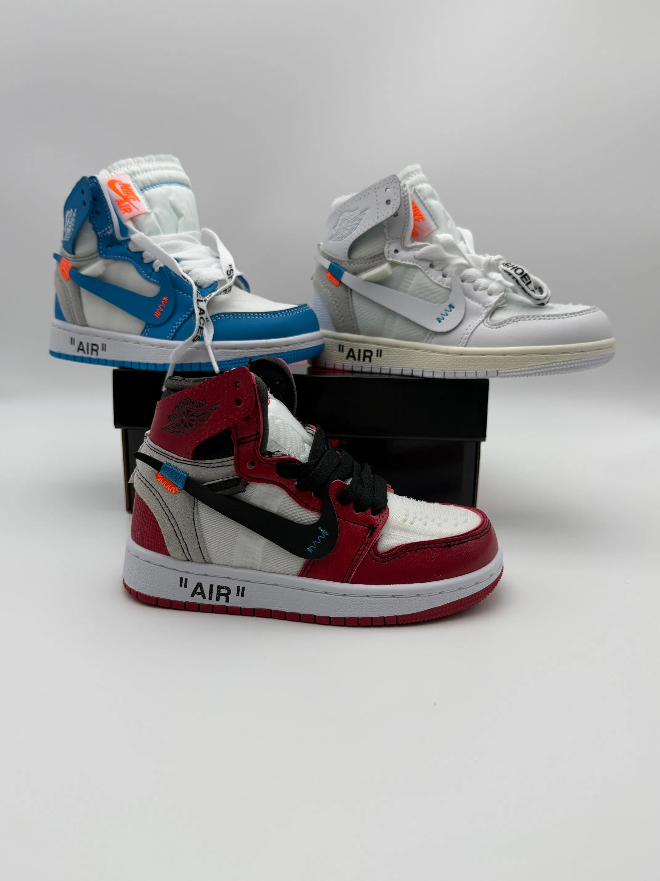 Кроссовки Женские Off-White 18647204