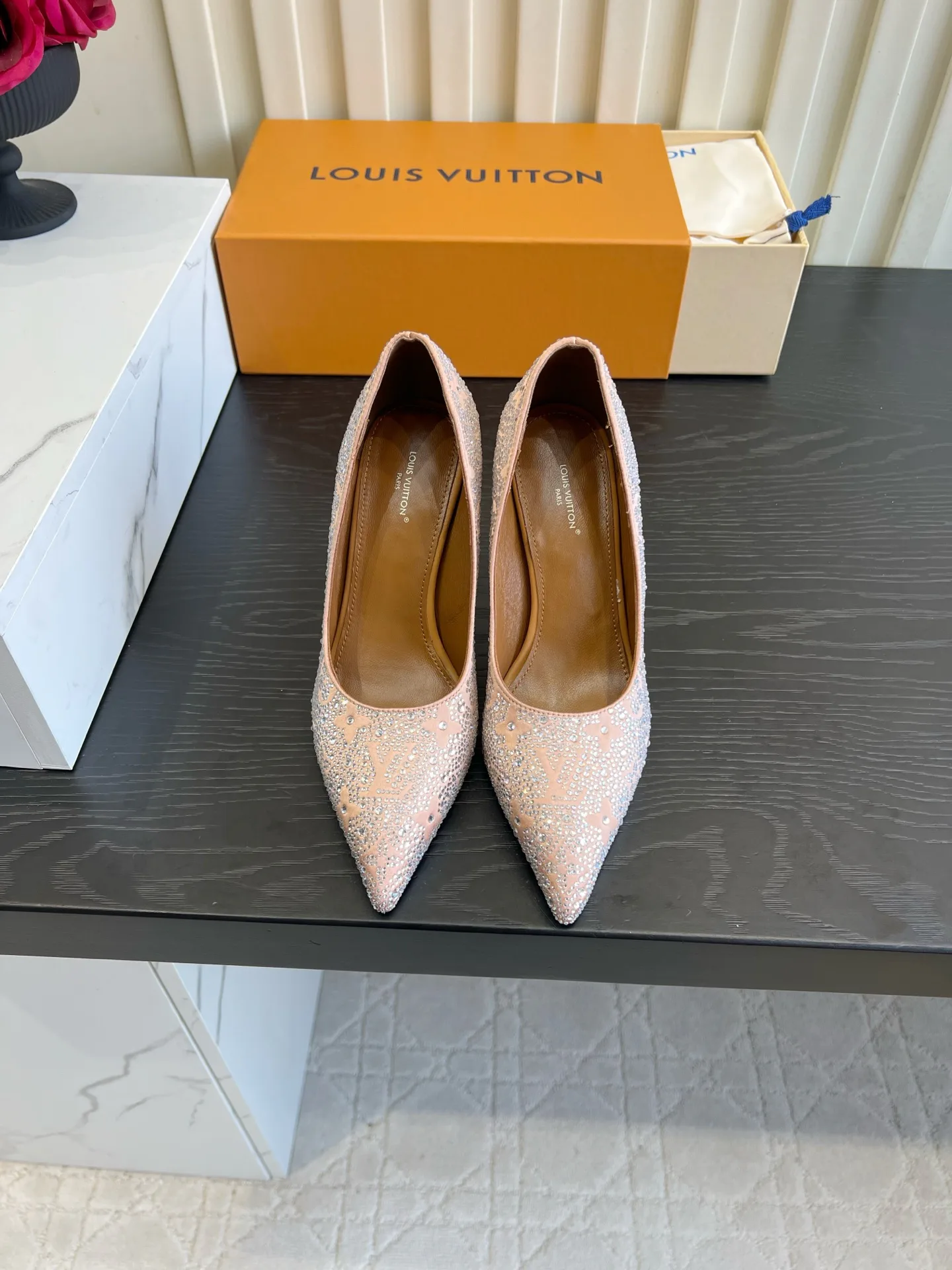 Women's Heels LOUIS VUITTON 18152245