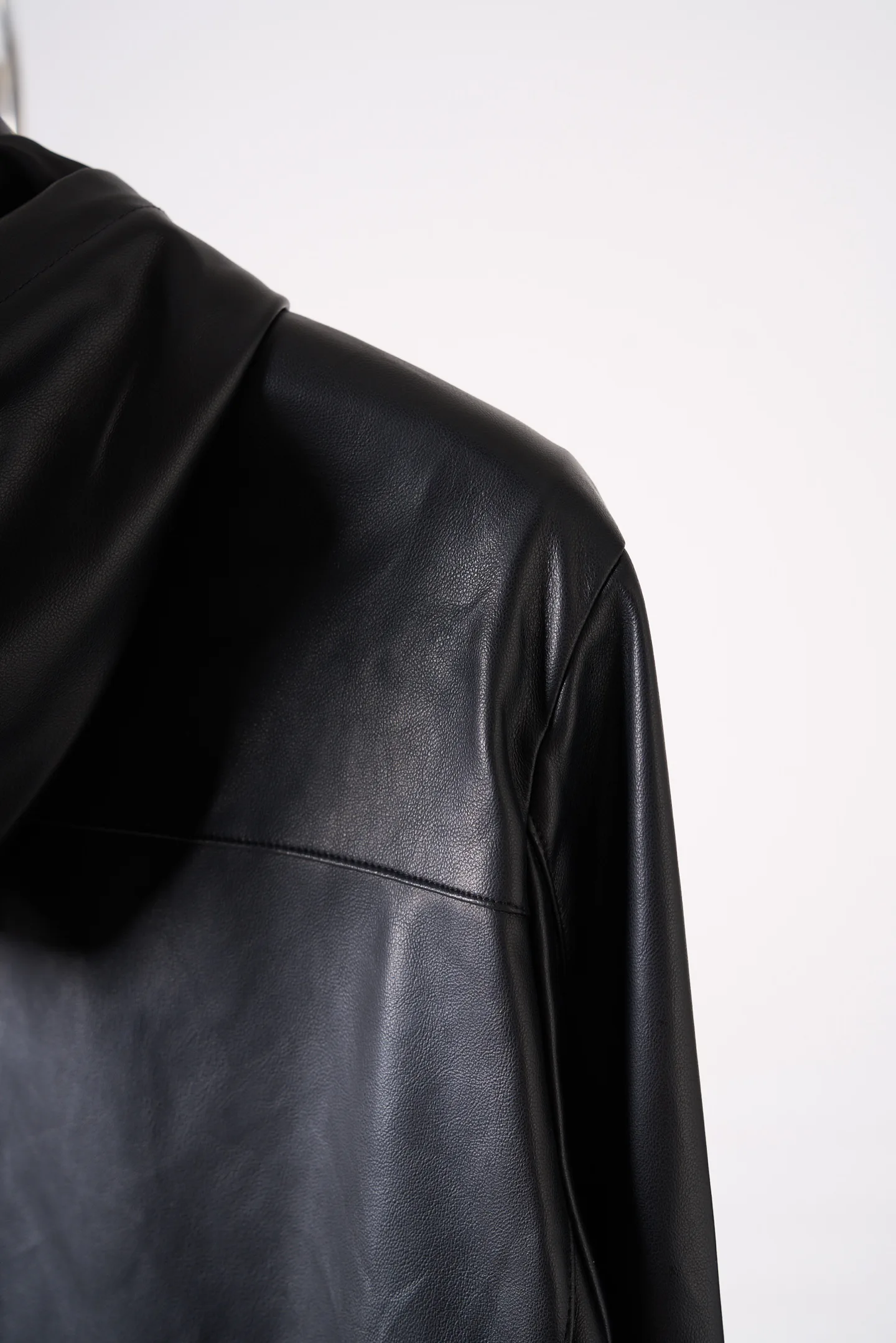 Men's Jackets And Down Jackets PRADA 18179302