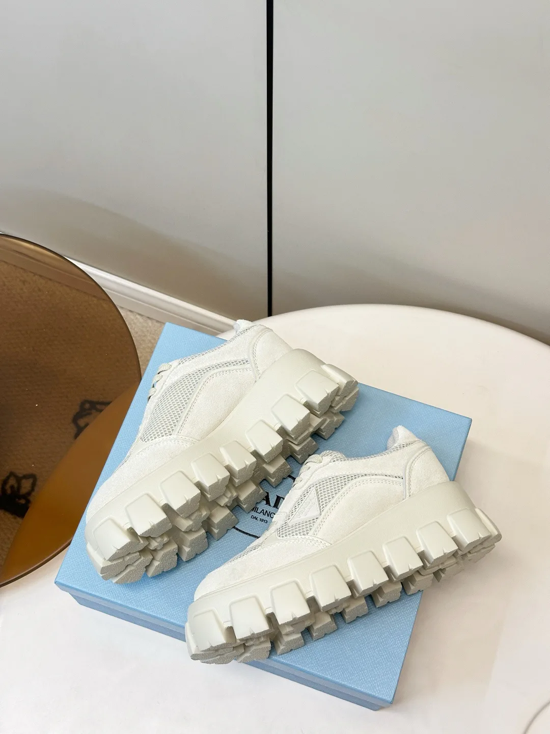 Women's Sneakers PRADA 18133087