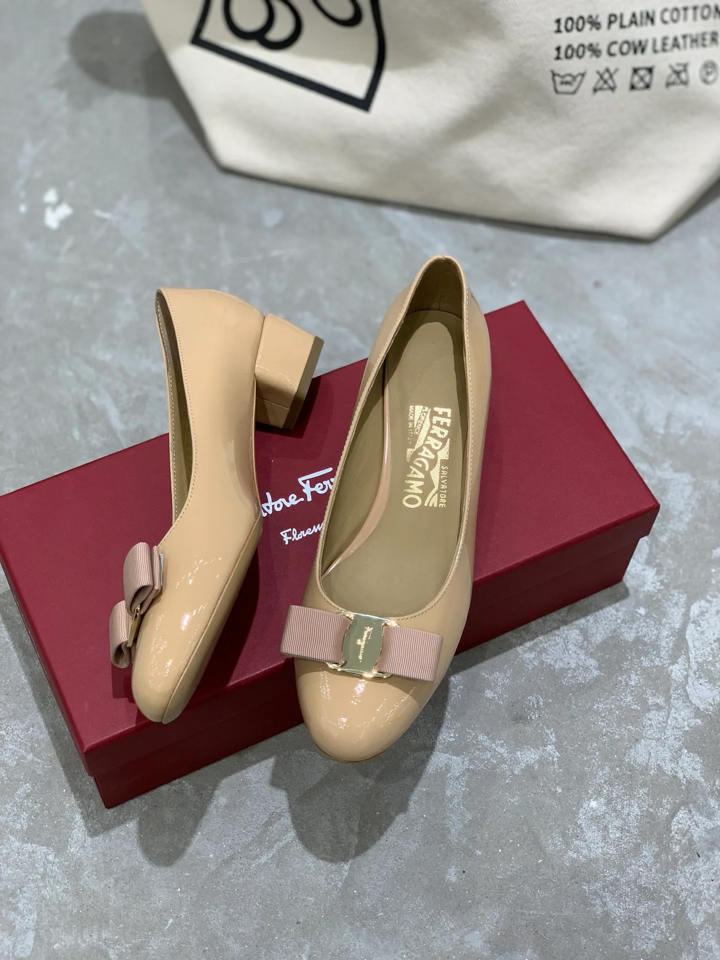 Women's Ballet Flats SALVATORE FERRAGAMO 18340674