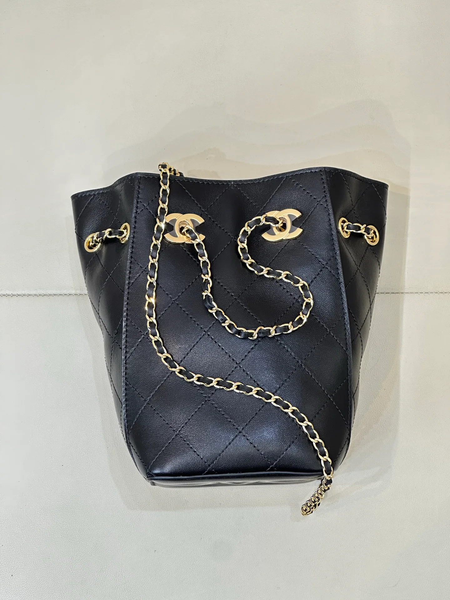 Women's Classic Handbags CHANEL 17979538