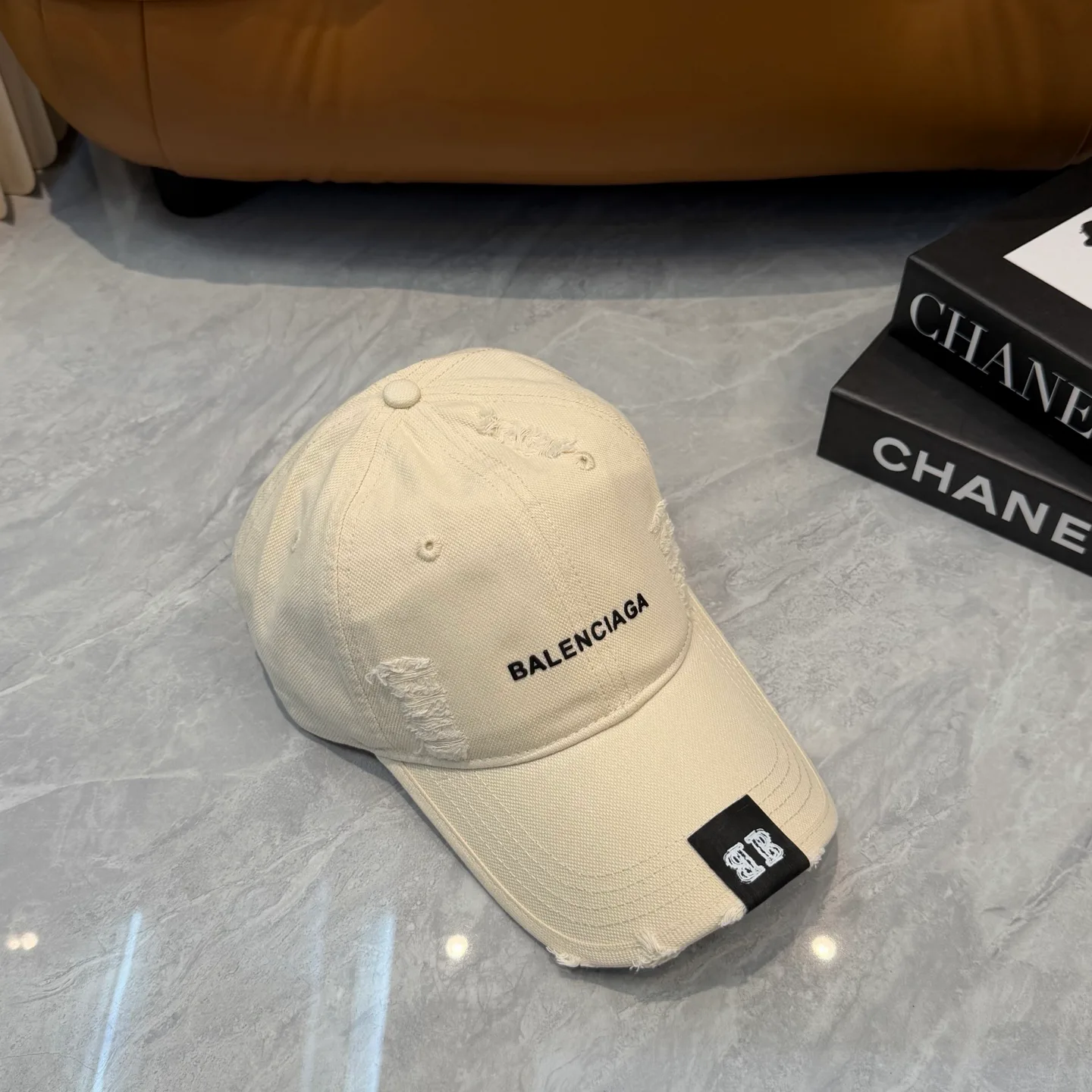 Hats BALENCIAGA 16853088