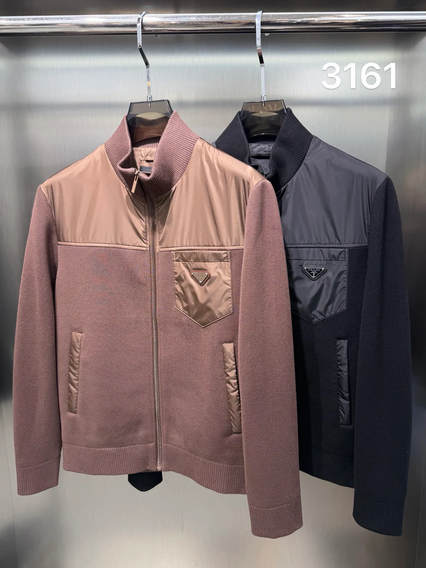 Women's Jackets And Down Jackets PRADA 18177863
