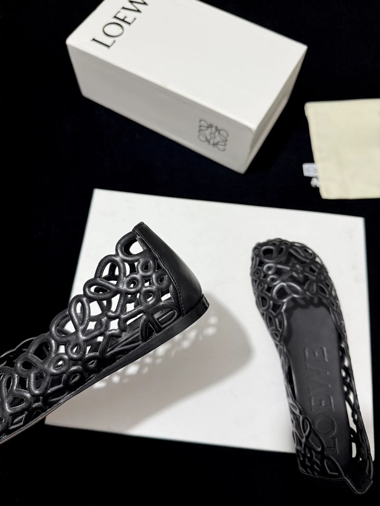 Women's Ballet Flats LOEWE 18110338