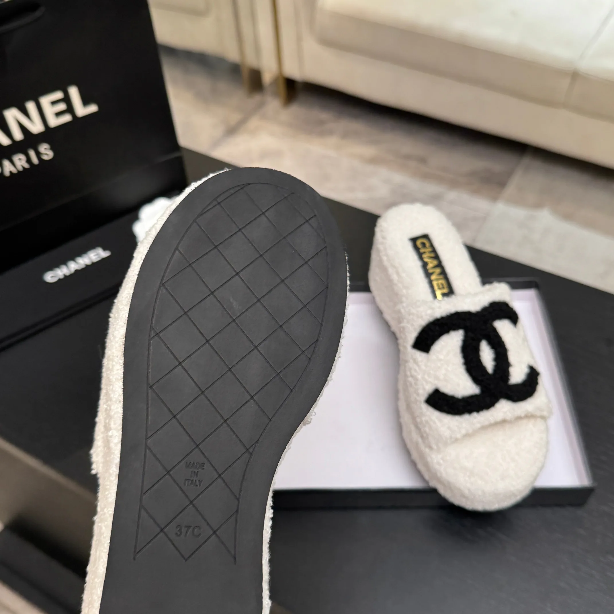 Women's Slippers CHANEL 18500996