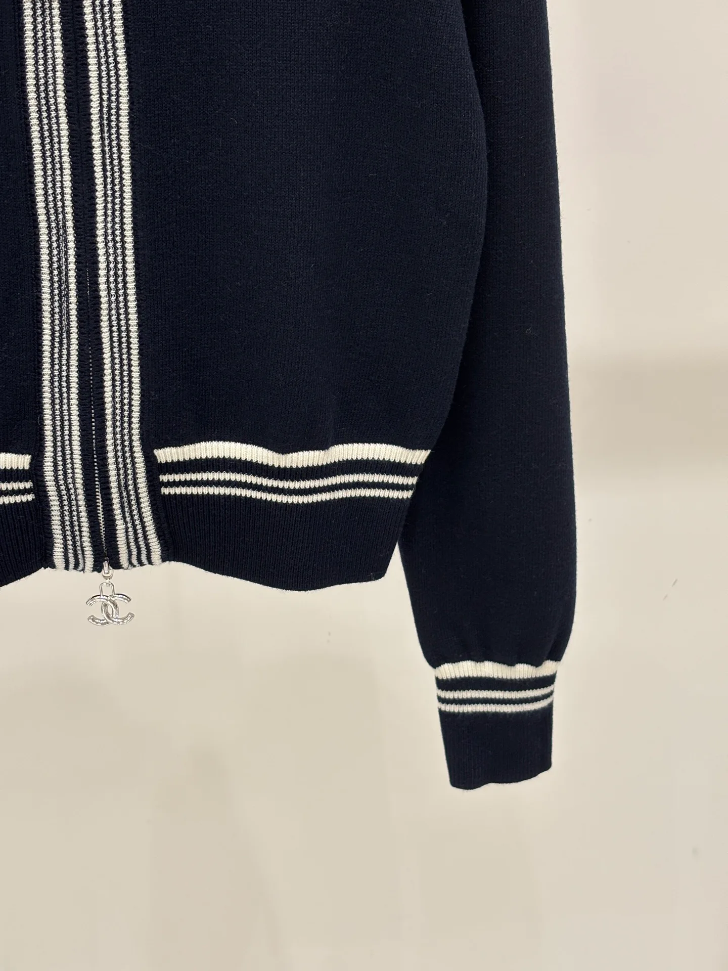 Women's Jumpers And Sweaters CHANEL 17932553