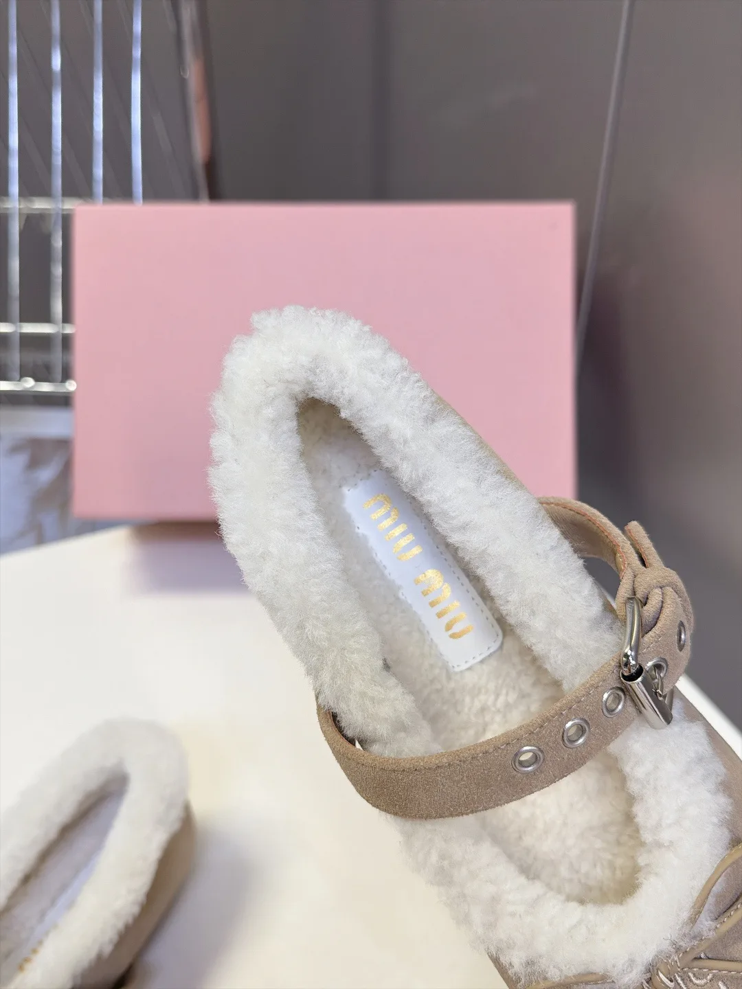 Women's Ballet Flats MIU MIU 18477400