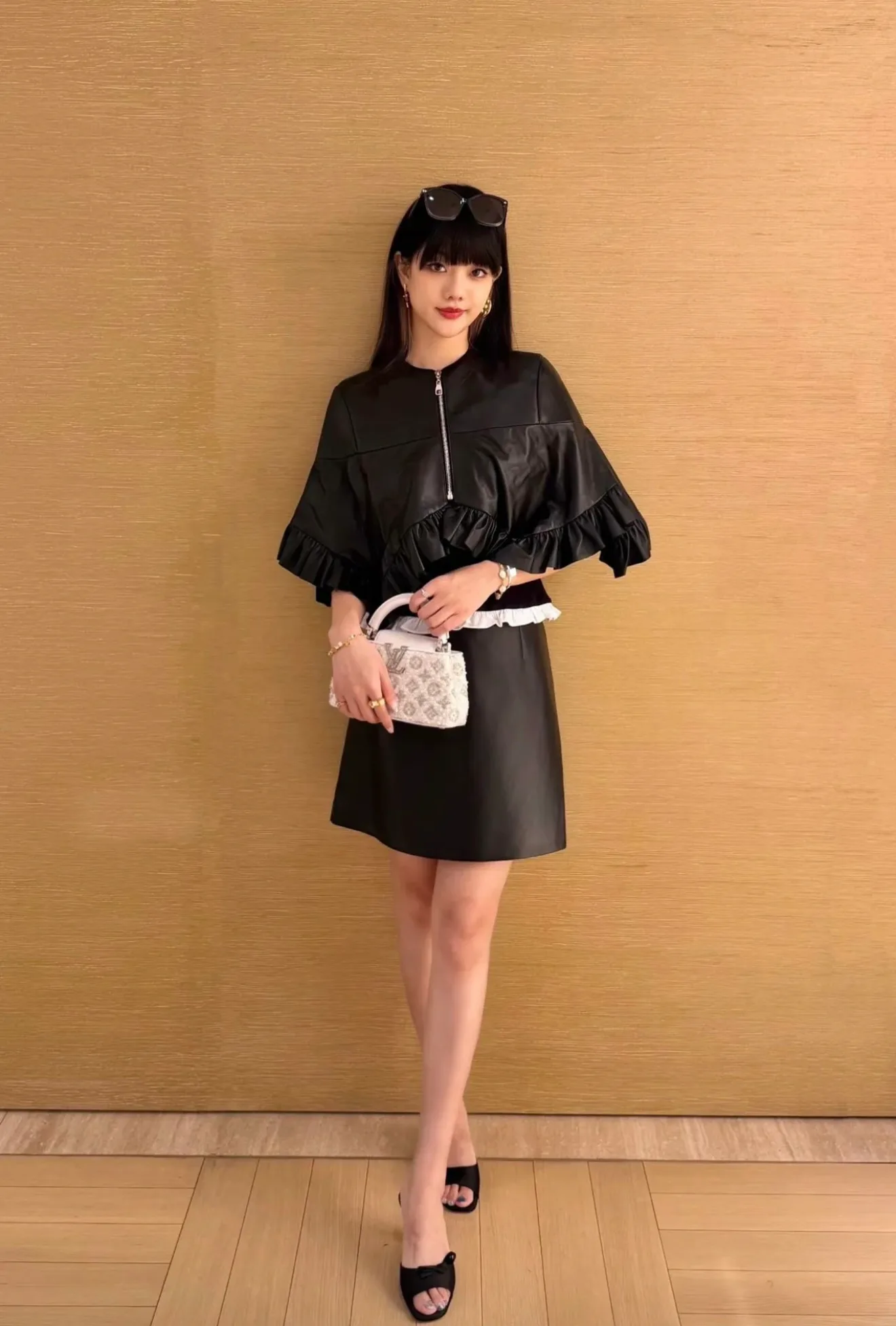 Women's Leather Jackets And Sheepskin Coats LOUIS VUITTON 17999055