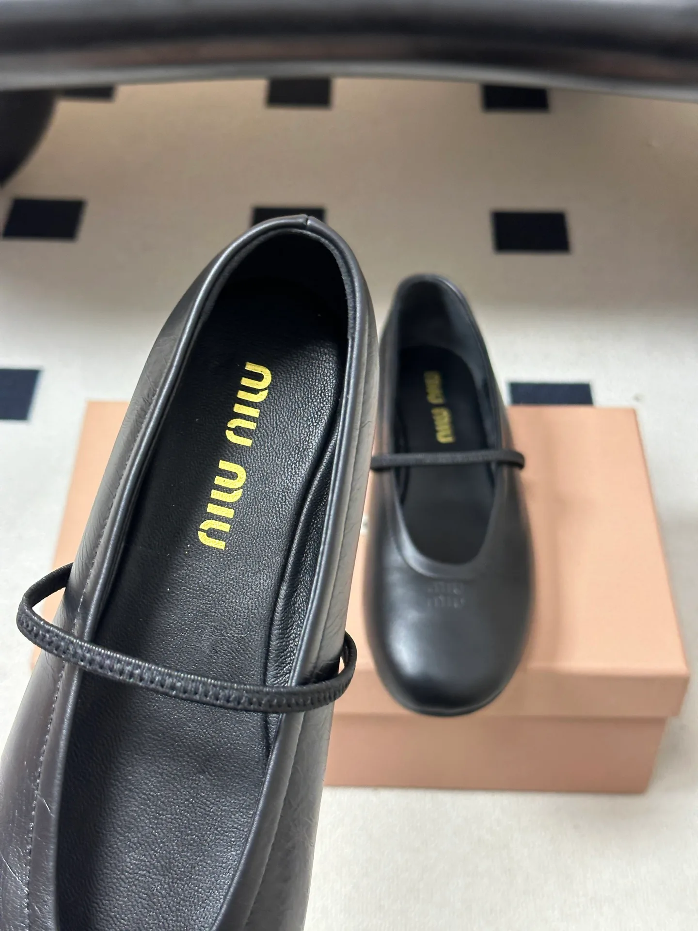 Women's Ballet Flats MIU MIU 17338397