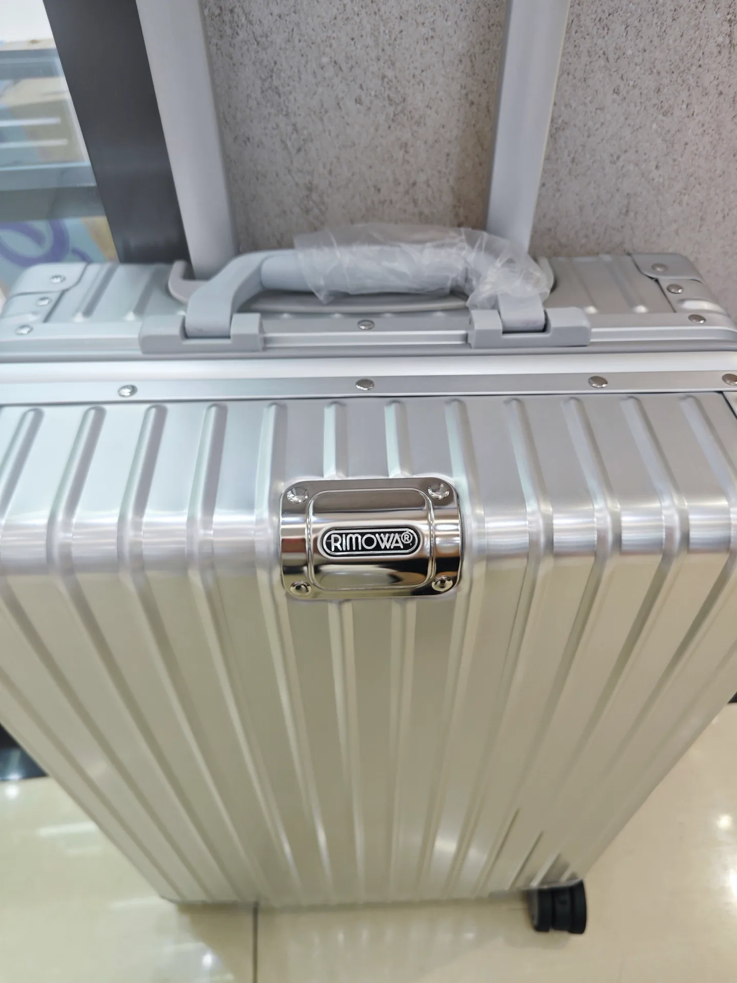 Suitcases RIMOWA 17873355