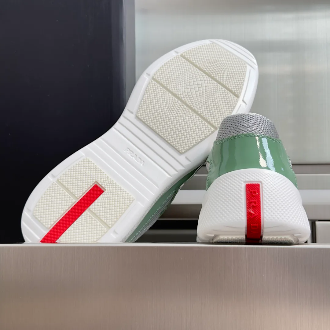 Men's Sneakers PRADA 17803085