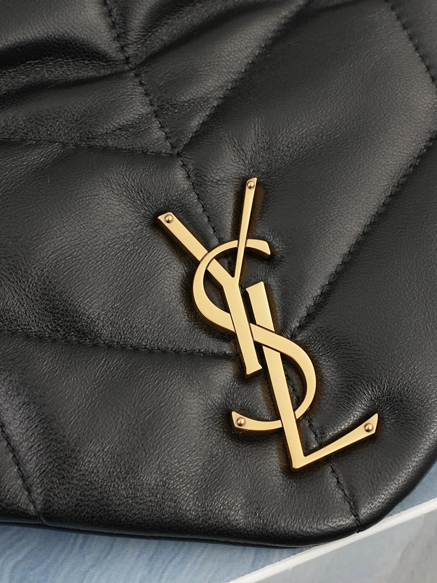Women's Classic Handbags SAINT LAURENT 17385939