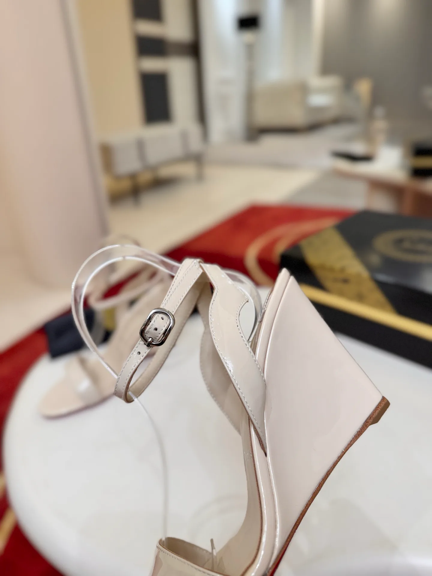 Women's Open-Toe Sandals CHRISTIAN LOUBOUTIN 18500925