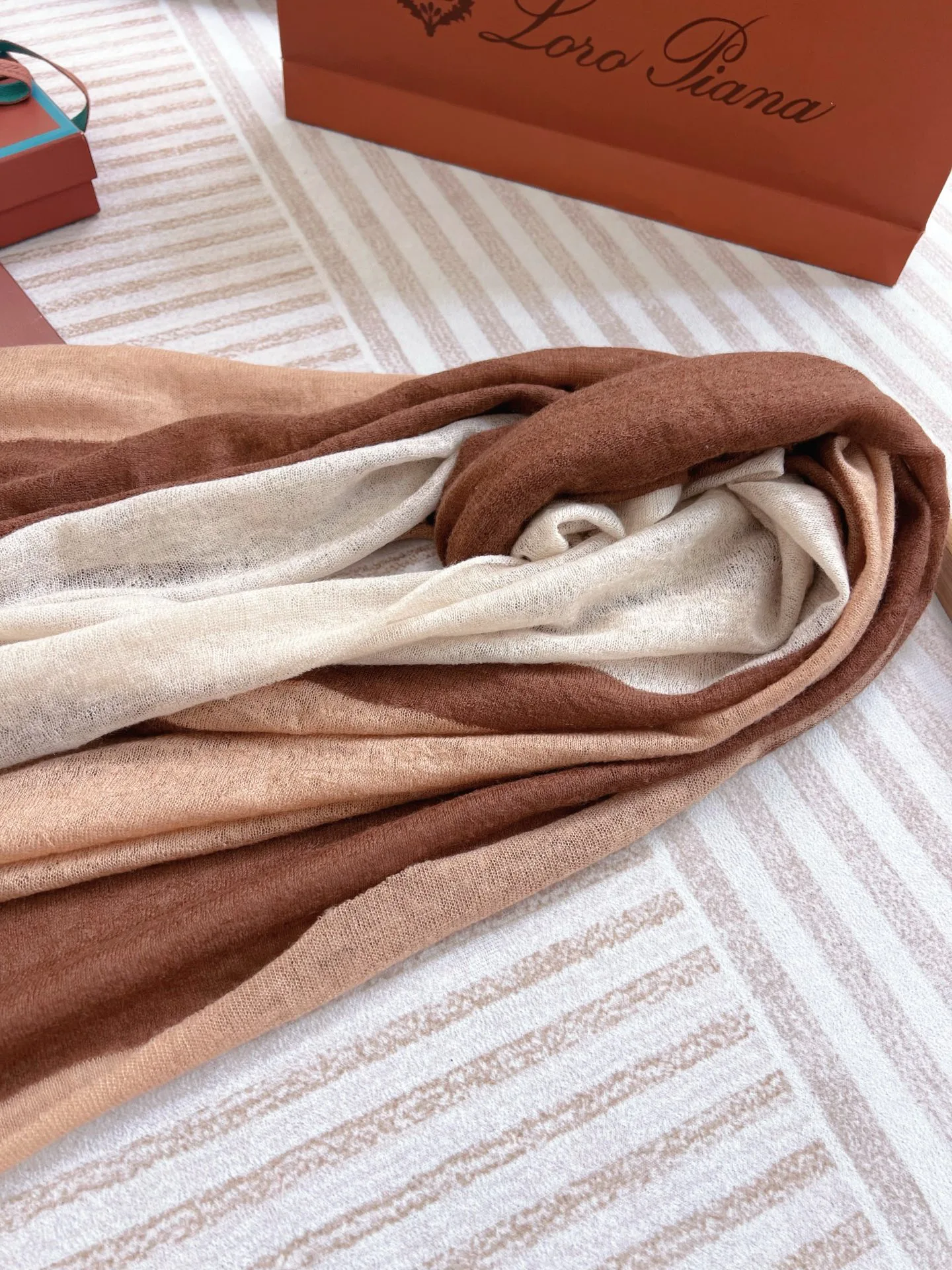 Scarves LORO PIANA 18398000
