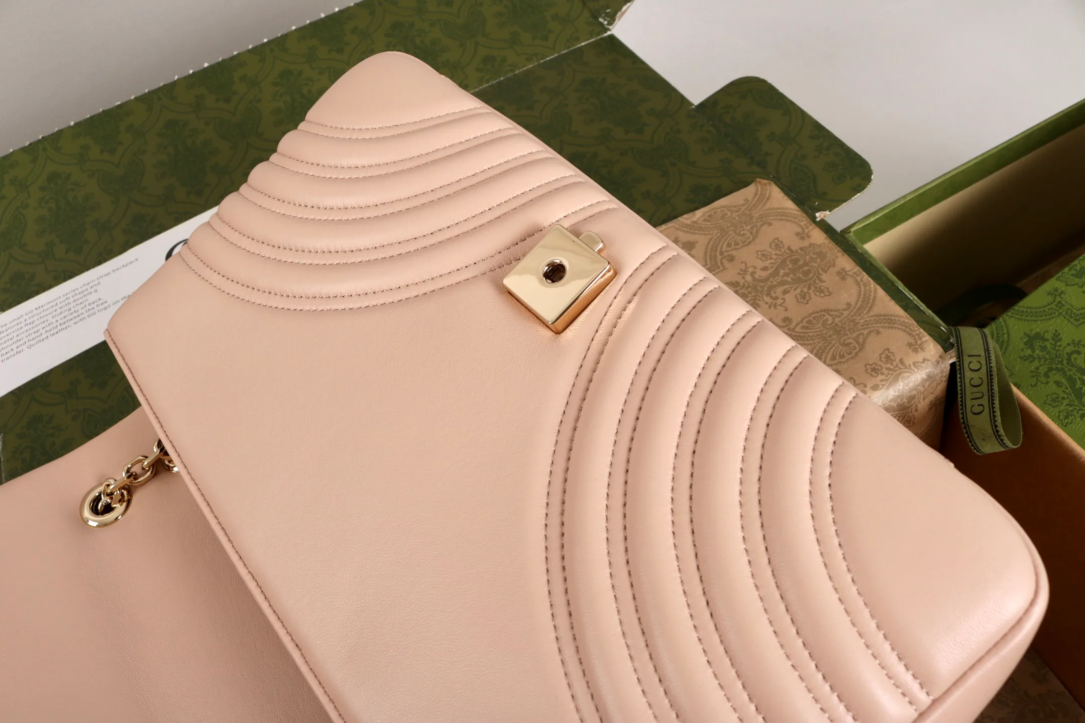 Women's Classic Handbags GUCCI 18223242