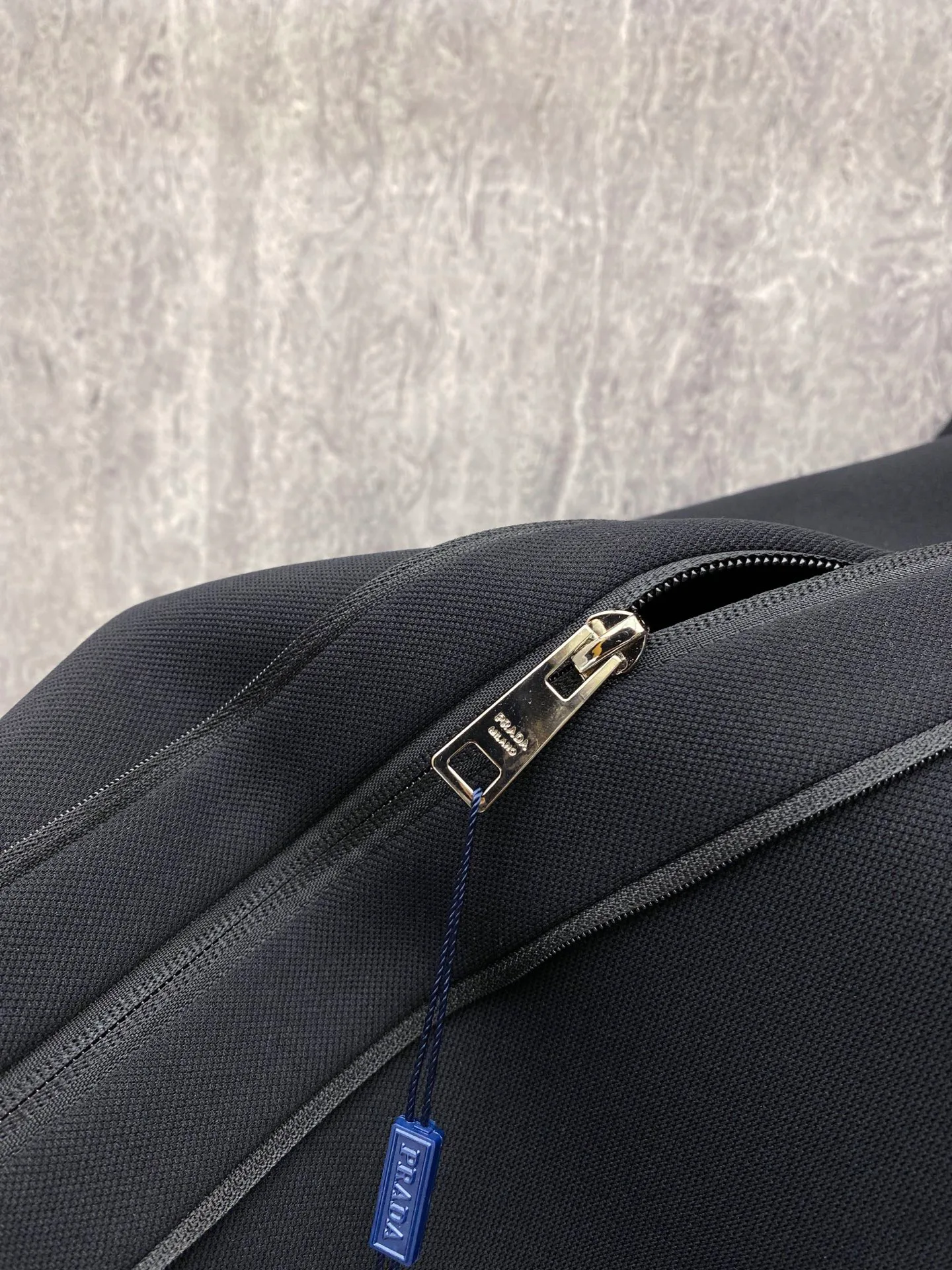 Куртки И Пуховики Мужские Prada 18596393