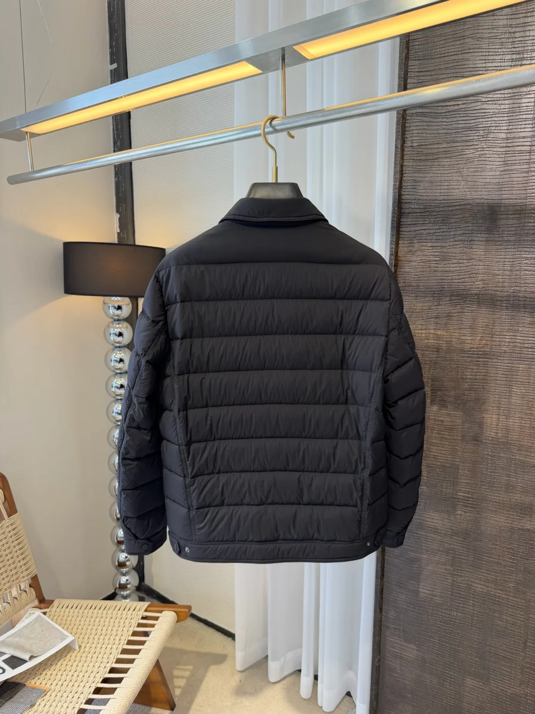 Women's Jackets And Down Jackets MONCLER 18421359