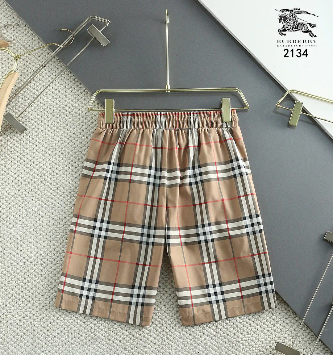 Men's Shorts BURBERRY 18000494