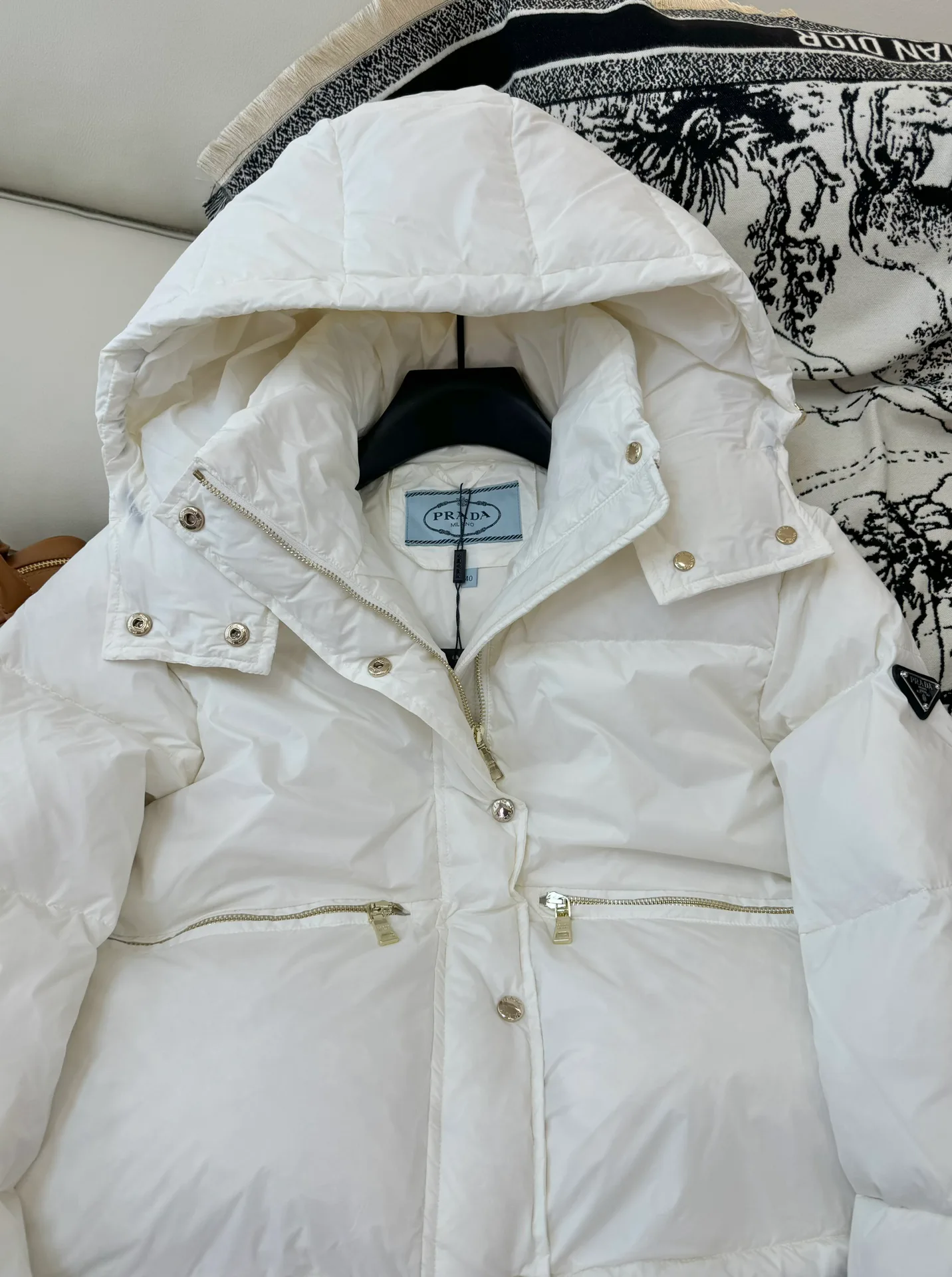 Women's Jackets And Down Jackets PRADA 18133795