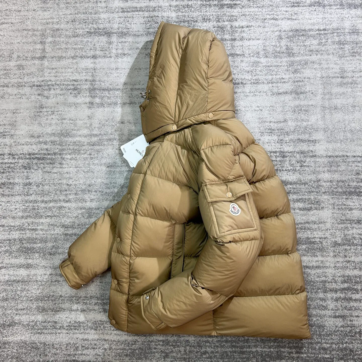 Women's Jackets And Down Jackets MONCLER 18134101
