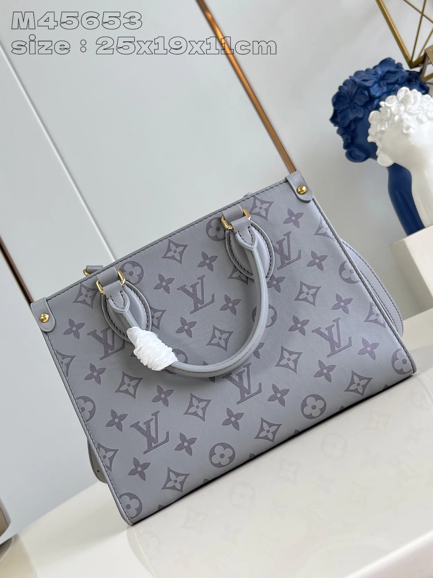 Women's Classic Handbags LOUIS VUITTON 18227602