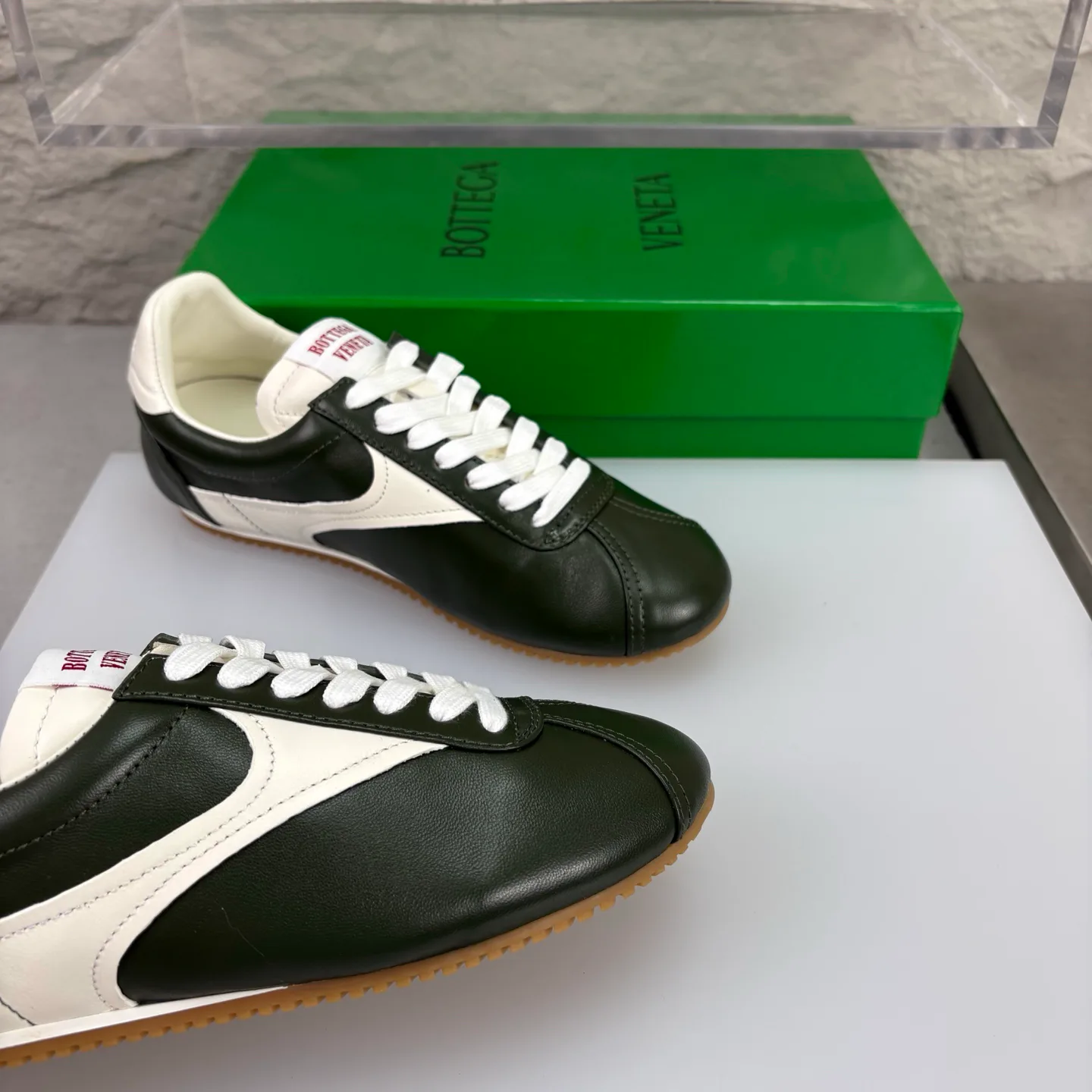 Women's Sneakers BOTTEGA VENETA 18351657